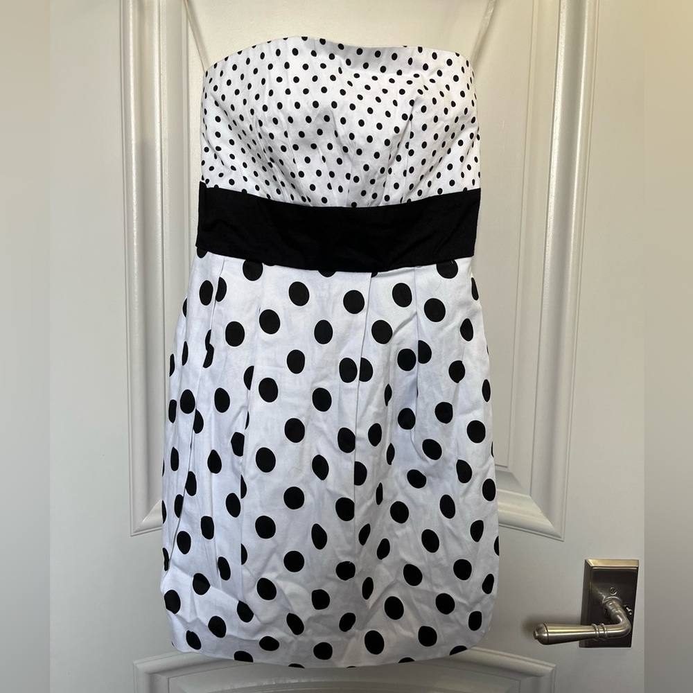UK2LA POLKA DOT STRAPLESS DRESS